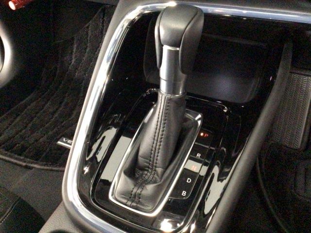 ヴェゼル ｅ：ＨＥＶＺ　ＬＥＤ・フルセグ・メモリナビ・バックカメラ・純正ＡＷ・ホンダＣＯＮＮＥＣＴ　盗難防止装置　Ｒカメラ　フルセグテレビ　スマ－トキ－　ＥＴＣ車載器　アクティブクルーズ　Ｐセンサー　サイドエアバッグ　ＡＢＳ（37枚目）