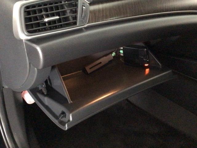 アコード ＥＸ　ＬＥＤ・フルセグ・メモリナビ・バックカメラ・シートヒーター・サンルーフ・ＥＴＣ　カーテンエアバッグ　イモビ　追突軽減ブレーキ　オートエアコン　ＬＥＤヘッドライト　パワ－シ－ト　皮シート　横滑り防止装置（24枚目）