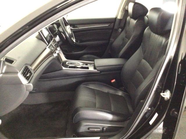 アコード ＥＸ　ＬＥＤ・フルセグ・メモリナビ・バックカメラ・シートヒーター・サンルーフ・ＥＴＣ　カーテンエアバッグ　イモビ　追突軽減ブレーキ　オートエアコン　ＬＥＤヘッドライト　パワ－シ－ト　皮シート　横滑り防止装置（33枚目）