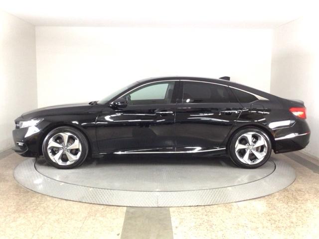 アコード ＥＸ　ＬＥＤ・フルセグ・メモリナビ・バックカメラ・シートヒーター・サンルーフ・ＥＴＣ　カーテンエアバッグ　イモビ　追突軽減ブレーキ　オートエアコン　ＬＥＤヘッドライト　パワ－シ－ト　皮シート　横滑り防止装置（51枚目）