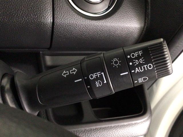 Ｎ－ＢＯＸカスタム Ｌ　ＬＥＤ・フルセグ・メモリナビ・バックカメラ・純正ＡＷ・片側電動ドア・ＥＴＣ　Ｐソナー　サイドエアバッグ　ナビＴＶ　シートヒータ　ベンチシート　キーフリーシステム　ＬＥＤライト　リアカメ　ＡＣ　スマキー（18枚目）