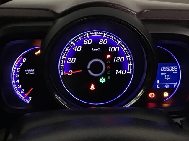 【メーター】シンプルで、とても視認性の良いメーターです♪