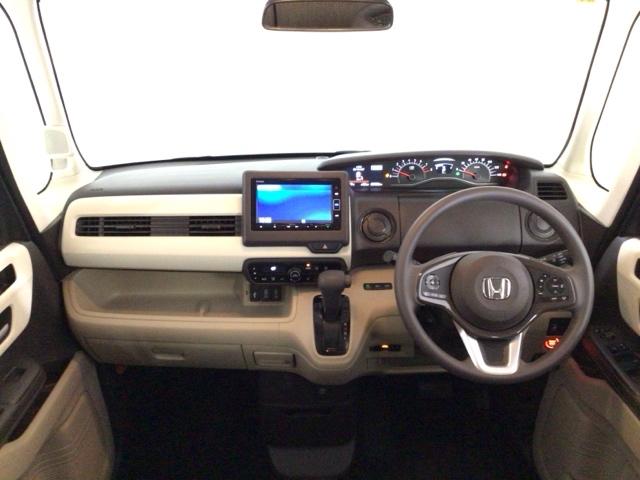 N-BOX G・Lホンダセンシング LED・フルセグ・メモリナビ・バックカメラ・シートヒーター・片側電動ドア・ETC レーダブレーキ Sヒータ ESC キーフリーシステム LEDライト フルセグ対応 バックM TVナビ USB クルコン(4枚目)