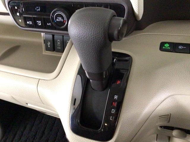 N-BOX G・Lホンダセンシング LED・フルセグ・メモリナビ・バックカメラ・シートヒーター・片側電動ドア・ETC レーダブレーキ Sヒータ ESC キーフリーシステム LEDライト フルセグ対応 バックM TVナビ USB クルコン(18枚目)