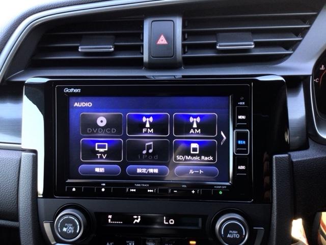 シビック ハッチバック　ＬＥＤ・フルセグ・メモリナビ・バックカメラ・純正ＡＷ・シートヒーター・ＥＴＣ　追突軽減ブレーキ　盗難防止装置　Ｂモニター　横滑防止　シートヒーター付き　ＬＥＤライト　フルセグＴＶ　スマートキー　ＡＡＣ（6枚目）