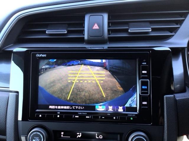 シビック ハッチバック　ＬＥＤ・フルセグ・メモリナビ・バックカメラ・純正ＡＷ・シートヒーター・ＥＴＣ　追突軽減ブレーキ　盗難防止装置　Ｂモニター　横滑防止　シートヒーター付き　ＬＥＤライト　フルセグＴＶ　スマートキー　ＡＡＣ（8枚目）