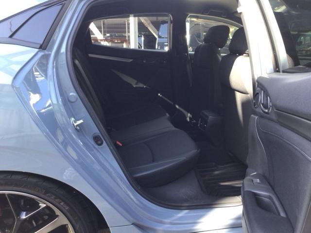 シビック ハッチバック　ＬＥＤ・フルセグ・メモリナビ・バックカメラ・純正ＡＷ・シートヒーター・ＥＴＣ　追突軽減ブレーキ　盗難防止装置　Ｂモニター　横滑防止　シートヒーター付き　ＬＥＤライト　フルセグＴＶ　スマートキー　ＡＡＣ（14枚目）