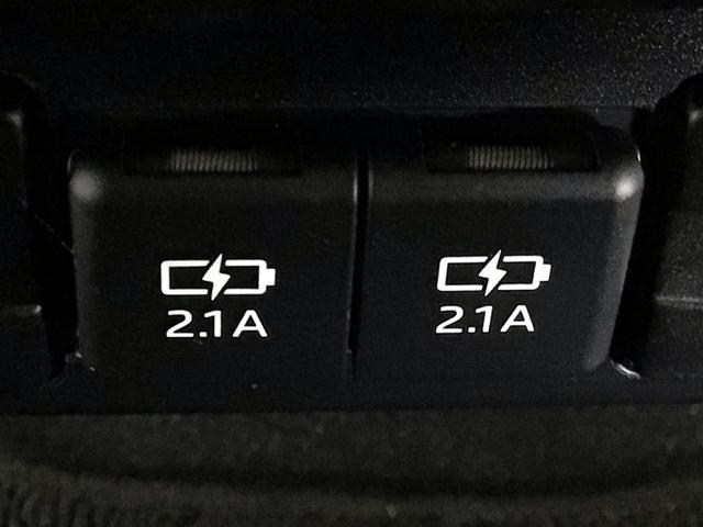 シエンタ Ｇクエロ　ＬＥＤ・フルセグ・メモリナビ・バックカメラ・両側電動ドア・シートヒーター・ＥＴＣ　マルチビューカメラ　軽減ブレーキ　両側自動ドア　Ｉストップ　後カメラ　デュアルエアバック　パワーウィンドウ　ナビ＆ＴＶ（22枚目）