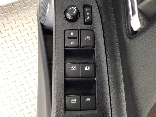 シエンタ Ｇクエロ　ＬＥＤ・フルセグ・メモリナビ・バックカメラ・両側電動ドア・シートヒーター・ＥＴＣ　マルチビューカメラ　軽減ブレーキ　両側自動ドア　Ｉストップ　後カメラ　デュアルエアバック　パワーウィンドウ　ナビ＆ＴＶ（26枚目）