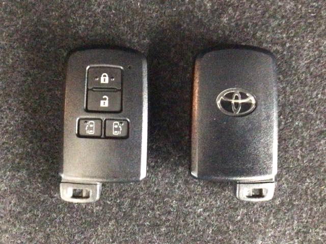 シエンタ Ｇクエロ　ＬＥＤ・フルセグ・メモリナビ・バックカメラ・両側電動ドア・シートヒーター・ＥＴＣ　マルチビューカメラ　軽減ブレーキ　両側自動ドア　Ｉストップ　後カメラ　デュアルエアバック　パワーウィンドウ　ナビ＆ＴＶ（27枚目）