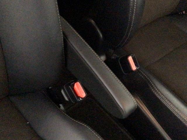 シエンタ Ｇクエロ　ＬＥＤ・フルセグ・メモリナビ・バックカメラ・両側電動ドア・シートヒーター・ＥＴＣ　マルチビューカメラ　軽減ブレーキ　両側自動ドア　Ｉストップ　後カメラ　デュアルエアバック　パワーウィンドウ　ナビ＆ＴＶ（31枚目）