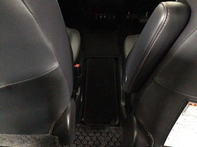 シエンタ Ｇクエロ　ＬＥＤ・フルセグ・メモリナビ・バックカメラ・両側電動ドア・シートヒーター・ＥＴＣ　マルチビューカメラ　軽減ブレーキ　両側自動ドア　Ｉストップ　後カメラ　デュアルエアバック　パワーウィンドウ　ナビ＆ＴＶ（33枚目）