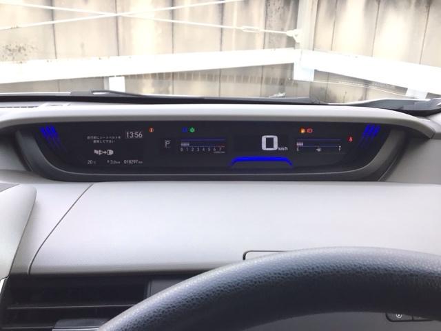 フリード G LED・フルセグ・メモリナビ・DVD・バックカメラ・シートヒーター・ETC Aクルーズ 3列シート カーテンエアバック LEDヘッドライト パワーウインドウ 地デジ Rカメラ イモビ VSA USB(11枚目)