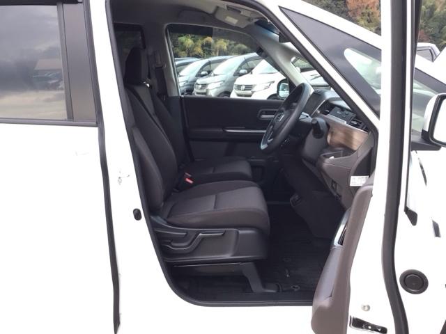 フリード G LED・フルセグ・メモリナビ・DVD・バックカメラ・シートヒーター・ETC Aクルーズ 3列シート カーテンエアバック LEDヘッドライト パワーウインドウ 地デジ Rカメラ イモビ VSA USB(15枚目)