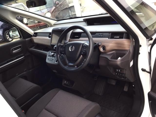 フリード G LED・フルセグ・メモリナビ・DVD・バックカメラ・シートヒーター・ETC Aクルーズ 3列シート カーテンエアバック LEDヘッドライト パワーウインドウ 地デジ Rカメラ イモビ VSA USB(23枚目)