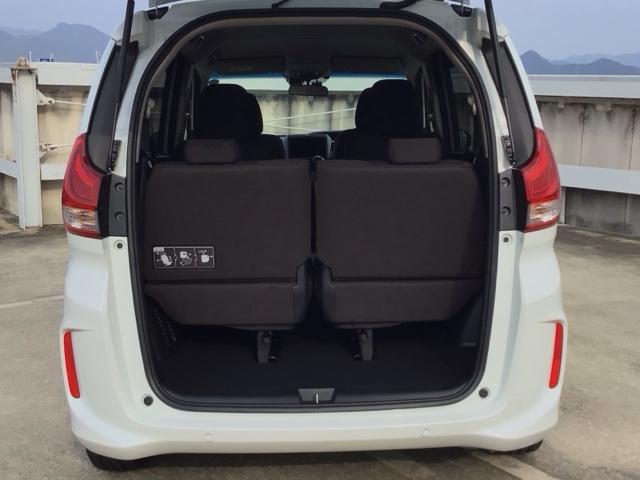 フリード G LED・フルセグ・メモリナビ・DVD・バックカメラ・シートヒーター・ETC Aクルーズ 3列シート カーテンエアバック LEDヘッドライト パワーウインドウ 地デジ Rカメラ イモビ VSA USB(25枚目)