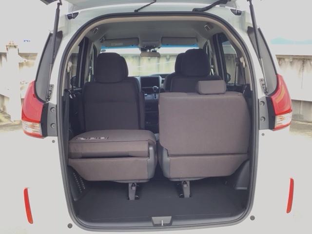 フリード G LED・フルセグ・メモリナビ・DVD・バックカメラ・シートヒーター・ETC Aクルーズ 3列シート カーテンエアバック LEDヘッドライト パワーウインドウ 地デジ Rカメラ イモビ VSA USB(35枚目)