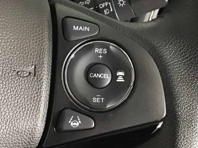 ヴェゼル Ｘ・ホンダセンシング　ＬＥＤ・フルセグ・メモリナビ・バックカメラ・純正ＡＷ・ＵＳＢポート・ＥＴＣ　Ｒカメラ　Ｗエアバッグ　盗難防止　アクティブクルーズコントロール　オートエアコン　ＬＥＤランプ　衝突軽減ブレ－キ　パワステ（13枚目）