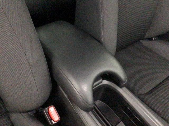 ヴェゼル Ｘ・ホンダセンシング　ＬＥＤ・フルセグ・メモリナビ・バックカメラ・純正ＡＷ・ＵＳＢポート・ＥＴＣ　Ｒカメラ　Ｗエアバッグ　盗難防止　アクティブクルーズコントロール　オートエアコン　ＬＥＤランプ　衝突軽減ブレ－キ　パワステ（33枚目）