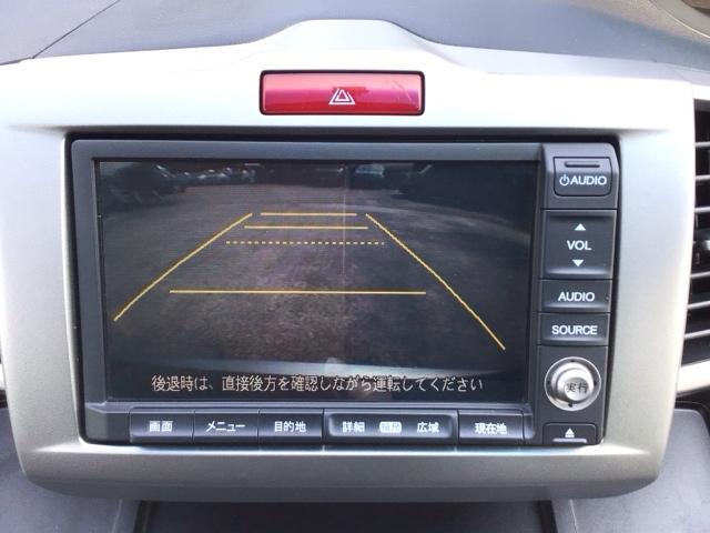 フリードハイブリッド ジャストセレクション　ＨＩＤ・ワンセグ・メモリナビ・バックカメラ・両側電動ドア・デジタルメーター　ナビテレビ　セキュリティー　横滑り防止機能　オートクルーズ　エアバック　ウォークスルー　ＤＶＤ再生可能　キーレスエントリー（8枚目）