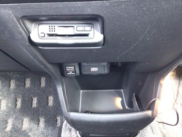 フリードハイブリッド ジャストセレクション　ＨＩＤ・ワンセグ・メモリナビ・バックカメラ・両側電動ドア・デジタルメーター　ナビテレビ　セキュリティー　横滑り防止機能　オートクルーズ　エアバック　ウォークスルー　ＤＶＤ再生可能　キーレスエントリー（29枚目）