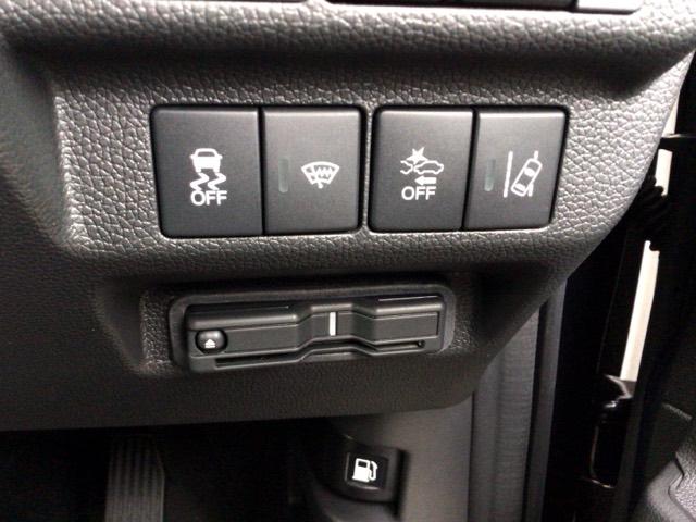 フリード＋ クロスターブラックスタイル　デモカーＵＰ・ＬＥＤ・フルセグ・メモリナビ・純正ＡＷ・シートヒーター　サイドエアバック　地デジフルセグ　ＤＶＤ　前後誤発進抑制　両側電動スライドドア　バックカメラ　助手席エアバッグ　フルオートエアコン（7枚目）