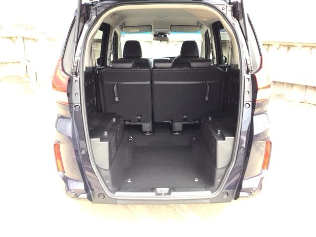 フリード＋ クロスターブラックスタイル　デモカーＵＰ・ＬＥＤ・フルセグ・メモリナビ・純正ＡＷ・シートヒーター　サイドエアバック　地デジフルセグ　ＤＶＤ　前後誤発進抑制　両側電動スライドドア　バックカメラ　助手席エアバッグ　フルオートエアコン（34枚目）