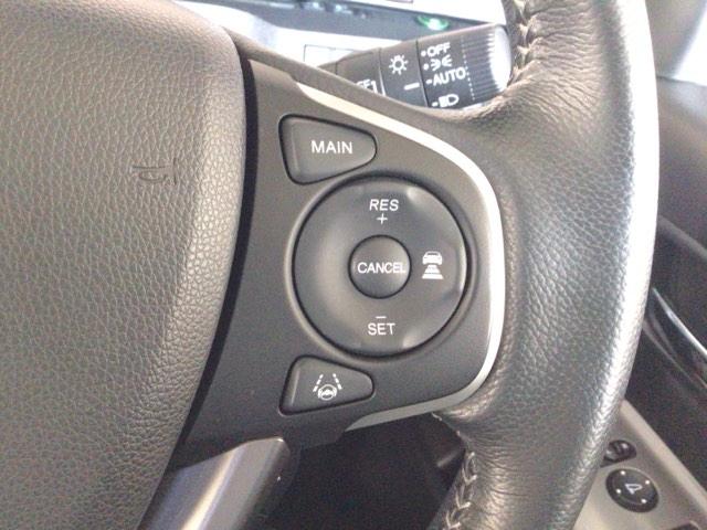 ステップワゴンスパーダ ｅ：ＨＥＶスパーダＧ・ＥＸホンダセンシング　ＬＥＤ・フルセグ・メモリナビ・バックカメラ・純正ＡＷ・シートヒーター・ＥＴＣ　エアバック　地デジ　クルコン　サイドエアバッグ　シ－トヒ－タ－　衝突軽減システム　スマキー　ＬＥＤランプ　ＵＳＢ接続（5枚目）