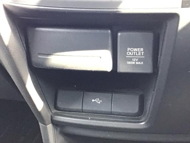 ステップワゴンスパーダ ｅ：ＨＥＶスパーダＧ・ＥＸホンダセンシング　ＬＥＤ・フルセグ・メモリナビ・バックカメラ・純正ＡＷ・シートヒーター・ＥＴＣ　エアバック　地デジ　クルコン　サイドエアバッグ　シ－トヒ－タ－　衝突軽減システム　スマキー　ＬＥＤランプ　ＵＳＢ接続（10枚目）