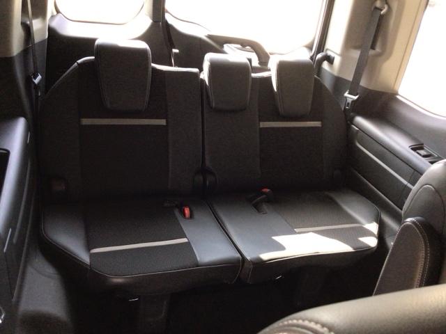 ステップワゴンスパーダ ｅ：ＨＥＶスパーダＧ・ＥＸホンダセンシング　ＬＥＤ・フルセグ・メモリナビ・バックカメラ・純正ＡＷ・シートヒーター・ＥＴＣ　エアバック　地デジ　クルコン　サイドエアバッグ　シ－トヒ－タ－　衝突軽減システム　スマキー　ＬＥＤランプ　ＵＳＢ接続（14枚目）