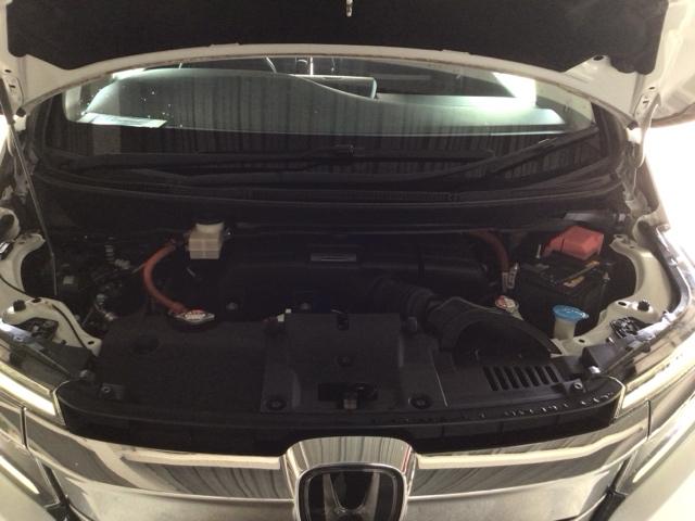 ステップワゴンスパーダ ｅ：ＨＥＶスパーダＧ・ＥＸホンダセンシング　ＬＥＤ・フルセグ・メモリナビ・バックカメラ・純正ＡＷ・シートヒーター・ＥＴＣ　エアバック　地デジ　クルコン　サイドエアバッグ　シ－トヒ－タ－　衝突軽減システム　スマキー　ＬＥＤランプ　ＵＳＢ接続（20枚目）