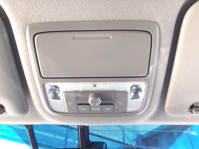 ステップワゴンスパーダ ｅ：ＨＥＶスパーダＧ・ＥＸホンダセンシング　ＬＥＤ・フルセグ・メモリナビ・バックカメラ・純正ＡＷ・シートヒーター・ＥＴＣ　エアバック　地デジ　クルコン　サイドエアバッグ　シ－トヒ－タ－　衝突軽減システム　スマキー　ＬＥＤランプ　ＵＳＢ接続（31枚目）