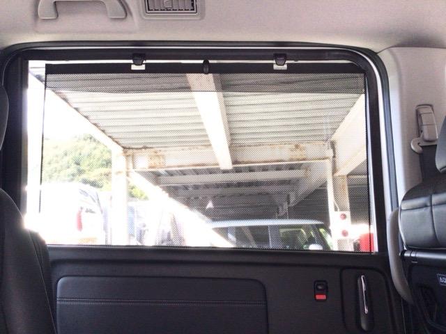 ステップワゴンスパーダ ｅ：ＨＥＶスパーダＧ・ＥＸホンダセンシング　ＬＥＤ・フルセグ・メモリナビ・バックカメラ・純正ＡＷ・シートヒーター・ＥＴＣ　エアバック　地デジ　クルコン　サイドエアバッグ　シ－トヒ－タ－　衝突軽減システム　スマキー　ＬＥＤランプ　ＵＳＢ接続（34枚目）