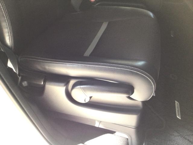 ステップワゴンスパーダ ｅ：ＨＥＶスパーダＧ・ＥＸホンダセンシング　ＬＥＤ・フルセグ・メモリナビ・バックカメラ・純正ＡＷ・シートヒーター・ＥＴＣ　エアバック　地デジ　クルコン　サイドエアバッグ　シ－トヒ－タ－　衝突軽減システム　スマキー　ＬＥＤランプ　ＵＳＢ接続（35枚目）