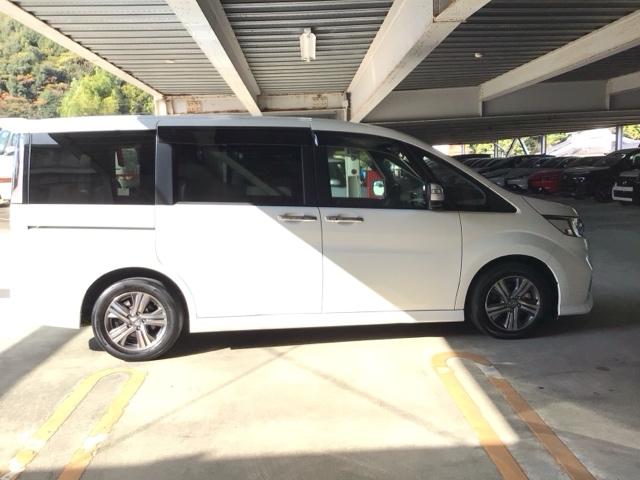 ステップワゴンスパーダ ｅ：ＨＥＶスパーダＧ・ＥＸホンダセンシング　ＬＥＤ・フルセグ・メモリナビ・バックカメラ・純正ＡＷ・シートヒーター・ＥＴＣ　エアバック　地デジ　クルコン　サイドエアバッグ　シ－トヒ－タ－　衝突軽減システム　スマキー　ＬＥＤランプ　ＵＳＢ接続（37枚目）