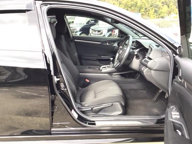 シビック ハッチバック　ＬＥＤ・フルセグ・メモリナビ・バックカメラ・純正ＡＷ・シートヒーター・ＥＴＣ　追突軽減ブレーキ　盗難防止装置　Ｂモニター　横滑防止　シートヒーター付き　ＬＥＤライト　フルセグＴＶ　スマートキー　ＡＡＣ（15枚目）