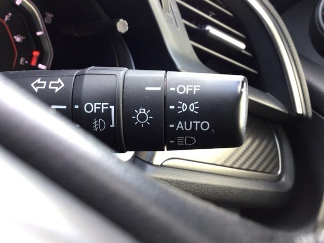 シビック ハッチバック　ＬＥＤ・フルセグ・メモリナビ・バックカメラ・純正ＡＷ・シートヒーター・ＥＴＣ　追突軽減ブレーキ　盗難防止装置　Ｂモニター　横滑防止　シートヒーター付き　ＬＥＤライト　フルセグＴＶ　スマートキー　ＡＡＣ（28枚目）