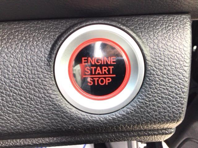 シビック ハッチバック　ＬＥＤ・フルセグ・メモリナビ・バックカメラ・純正ＡＷ・シートヒーター・ＥＴＣ　追突軽減ブレーキ　盗難防止装置　Ｂモニター　横滑防止　シートヒーター付き　ＬＥＤライト　フルセグＴＶ　スマートキー　ＡＡＣ（32枚目）