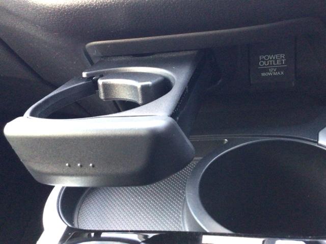 ジェイド ハイブリッドＲＳ・ホンダセンシング　ＬＥＤ・フルセグ・メモリナビ・ＤＶＤ・バックカメラ・純正ＡＷ・ＥＴＣ　衝突軽減Ｂ　助手席エアバッグ　サイドエアバック　オートクルーズコントロール　ＬＥＤライト　イモビライザー　地デジ　ＥＴＣ車載器（28枚目）