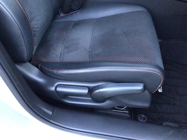 ジェイド ハイブリッドＲＳ・ホンダセンシング　ＬＥＤ・フルセグ・メモリナビ・ＤＶＤ・バックカメラ・純正ＡＷ・ＥＴＣ　衝突軽減Ｂ　助手席エアバッグ　サイドエアバック　オートクルーズコントロール　ＬＥＤライト　イモビライザー　地デジ　ＥＴＣ車載器（32枚目）