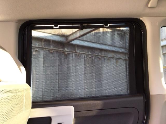 Ｎ－ＢＯＸ Ｇ・Ｌターボホンダセンシング　ＬＥＤ・メモリナビ・ＣＤ・バックカメラ・シートヒーター・両側電動ドア・ＥＴＣ　イモビライザー　バックビューモニター　ターボエンジン　サイドカーテンエアバック　スマートキー　ＵＳＢ接続　ＡＡＣ　ＡＢＳ（10枚目）