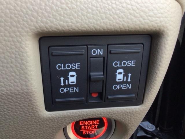 Ｎ－ＢＯＸ Ｇ・Ｌターボホンダセンシング　ＬＥＤ・メモリナビ・ＣＤ・バックカメラ・シートヒーター・両側電動ドア・ＥＴＣ　イモビライザー　バックビューモニター　ターボエンジン　サイドカーテンエアバック　スマートキー　ＵＳＢ接続　ＡＡＣ　ＡＢＳ（11枚目）