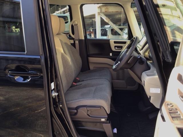 Ｎ－ＢＯＸ Ｇ・Ｌターボホンダセンシング　ＬＥＤ・メモリナビ・ＣＤ・バックカメラ・シートヒーター・両側電動ドア・ＥＴＣ　イモビライザー　バックビューモニター　ターボエンジン　サイドカーテンエアバック　スマートキー　ＵＳＢ接続　ＡＡＣ　ＡＢＳ（15枚目）