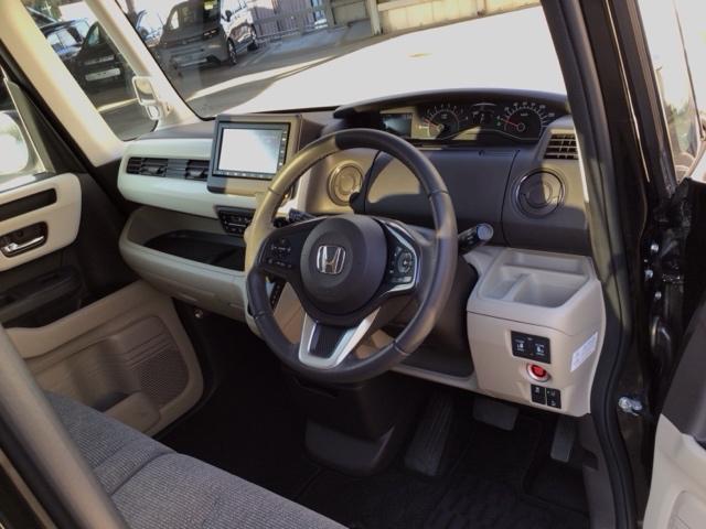 Ｎ－ＢＯＸ Ｇ・Ｌターボホンダセンシング　ＬＥＤ・メモリナビ・ＣＤ・バックカメラ・シートヒーター・両側電動ドア・ＥＴＣ　イモビライザー　バックビューモニター　ターボエンジン　サイドカーテンエアバック　スマートキー　ＵＳＢ接続　ＡＡＣ　ＡＢＳ（23枚目）