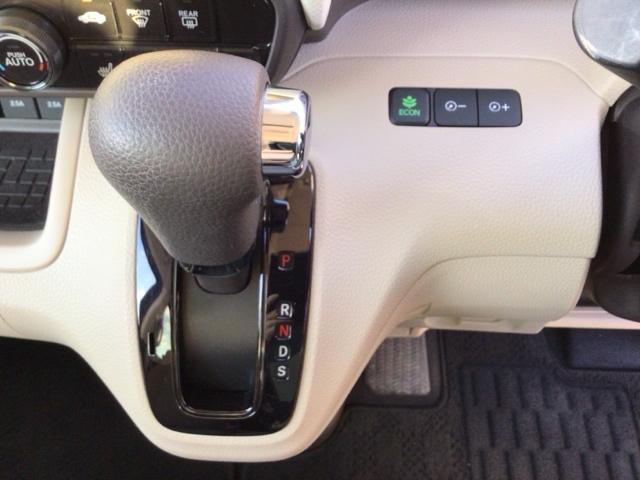 Ｎ－ＢＯＸ Ｇ・Ｌターボホンダセンシング　ＬＥＤ・メモリナビ・ＣＤ・バックカメラ・シートヒーター・両側電動ドア・ＥＴＣ　イモビライザー　バックビューモニター　ターボエンジン　サイドカーテンエアバック　スマートキー　ＵＳＢ接続　ＡＡＣ　ＡＢＳ（27枚目）