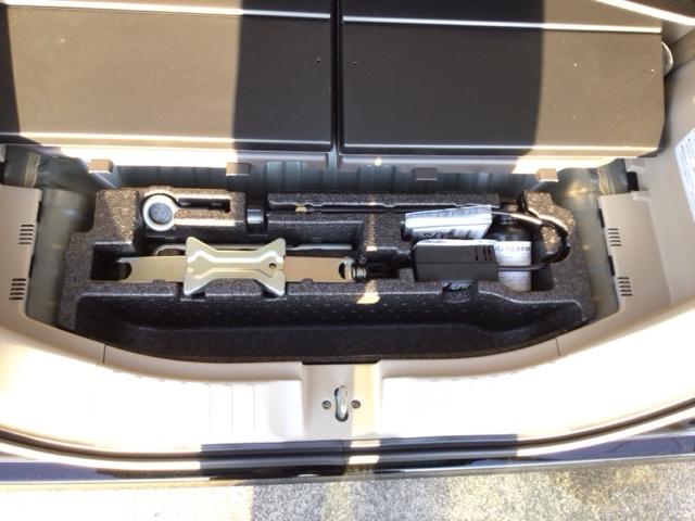 Ｎ－ＢＯＸ Ｇ・Ｌターボホンダセンシング　ＬＥＤ・メモリナビ・ＣＤ・バックカメラ・シートヒーター・両側電動ドア・ＥＴＣ　イモビライザー　バックビューモニター　ターボエンジン　サイドカーテンエアバック　スマートキー　ＵＳＢ接続　ＡＡＣ　ＡＢＳ（39枚目）