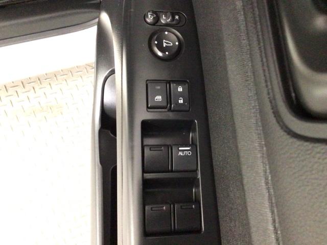 Ｎ－ＢＯＸ ＧＳＳパッケージ　ワンセグ・メモリナビ・ＤＶＤ・バックカメラ・純正ＡＷ・スマートキー・ＥＴＣ　Ｗ電動ドア　ブレーキサポート　ダブルエアバック　ＴＶナビ　サイドカーテンエアバック　１セグＴＶ　ＤＶＤ視聴可　ベンチシ－ト（30枚目）