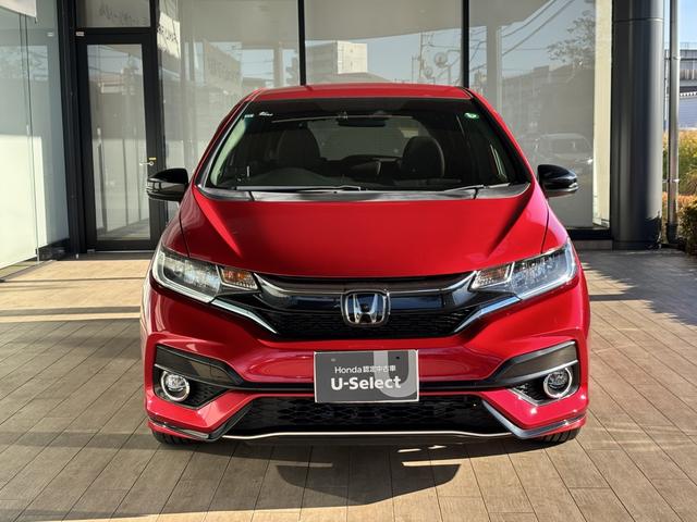 フィットハイブリッド Ｓホンダセンシング　Ｈｏｎｄａ純正フルセグＮＡＶＩ・ＨｏｎｄａＳＥＮＳＩＮＧ・ＬＥＤヘッドライトドラレコ・アルミホイール　スマ－トキ－　ナビＴＶ　アクティブクルーズコントロール　パワーウインドウ　ドライブレコーダ　ＡＡＣ（2枚目）