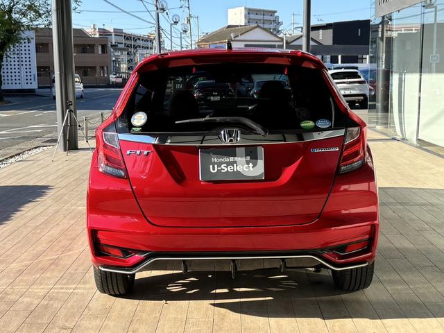 フィットハイブリッド Ｓホンダセンシング　Ｈｏｎｄａ純正フルセグＮＡＶＩ・ＨｏｎｄａＳＥＮＳＩＮＧ・ＬＥＤヘッドライトドラレコ・アルミホイール　スマ－トキ－　ナビＴＶ　アクティブクルーズコントロール　パワーウインドウ　ドライブレコーダ　ＡＡＣ（6枚目）