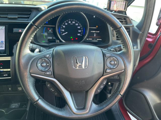 フィットハイブリッド Ｓホンダセンシング　Ｈｏｎｄａ純正フルセグＮＡＶＩ・ＨｏｎｄａＳＥＮＳＩＮＧ・ＬＥＤヘッドライトドラレコ・アルミホイール　スマ－トキ－　ナビＴＶ　アクティブクルーズコントロール　パワーウインドウ　ドライブレコーダ　ＡＡＣ（11枚目）
